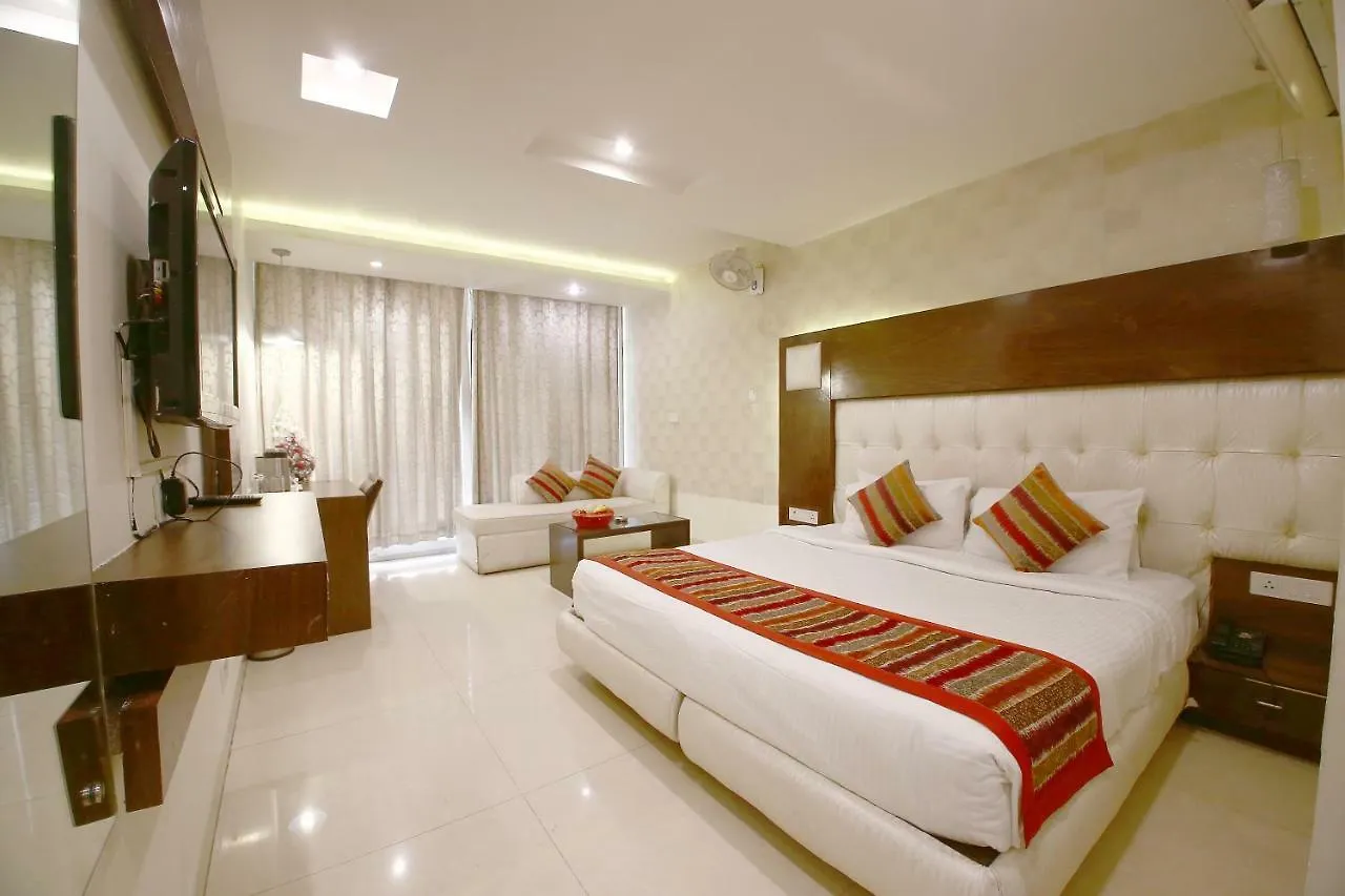 Hotel Diamond Plaza Chandigarh