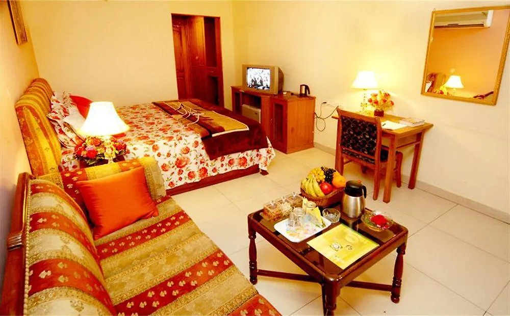 Hotel Diamond Plaza Chandigarh