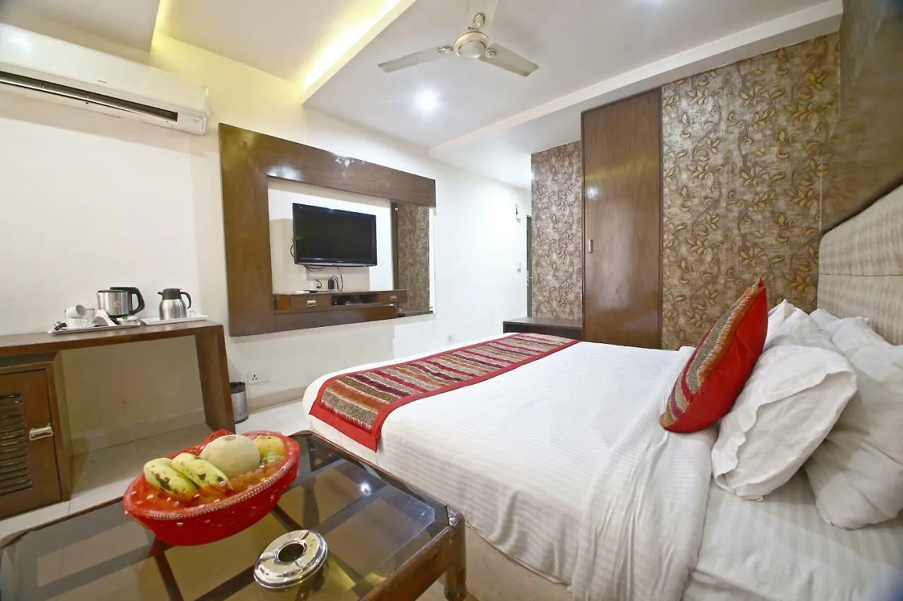 Hotel Diamond Plaza Chandigarh