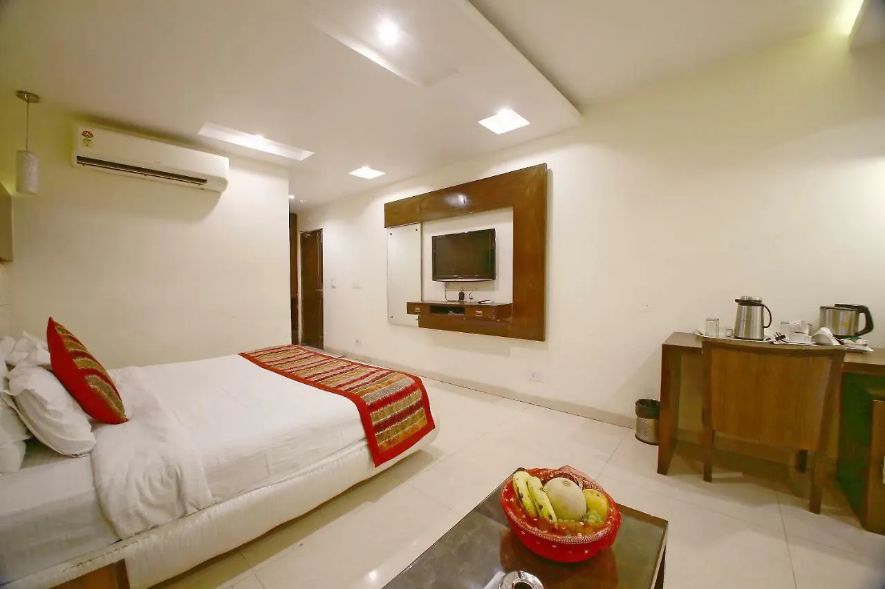 Hotel Diamond Plaza Chandigarh
