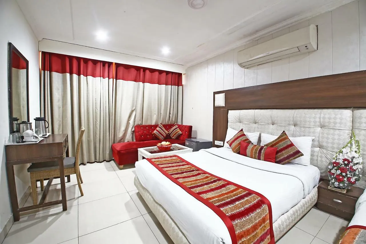 Hotel Diamond Plaza Chandigarh
