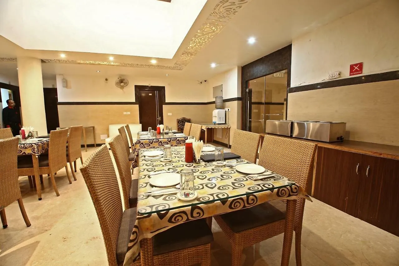 Hotel Diamond Plaza Chandigarh India