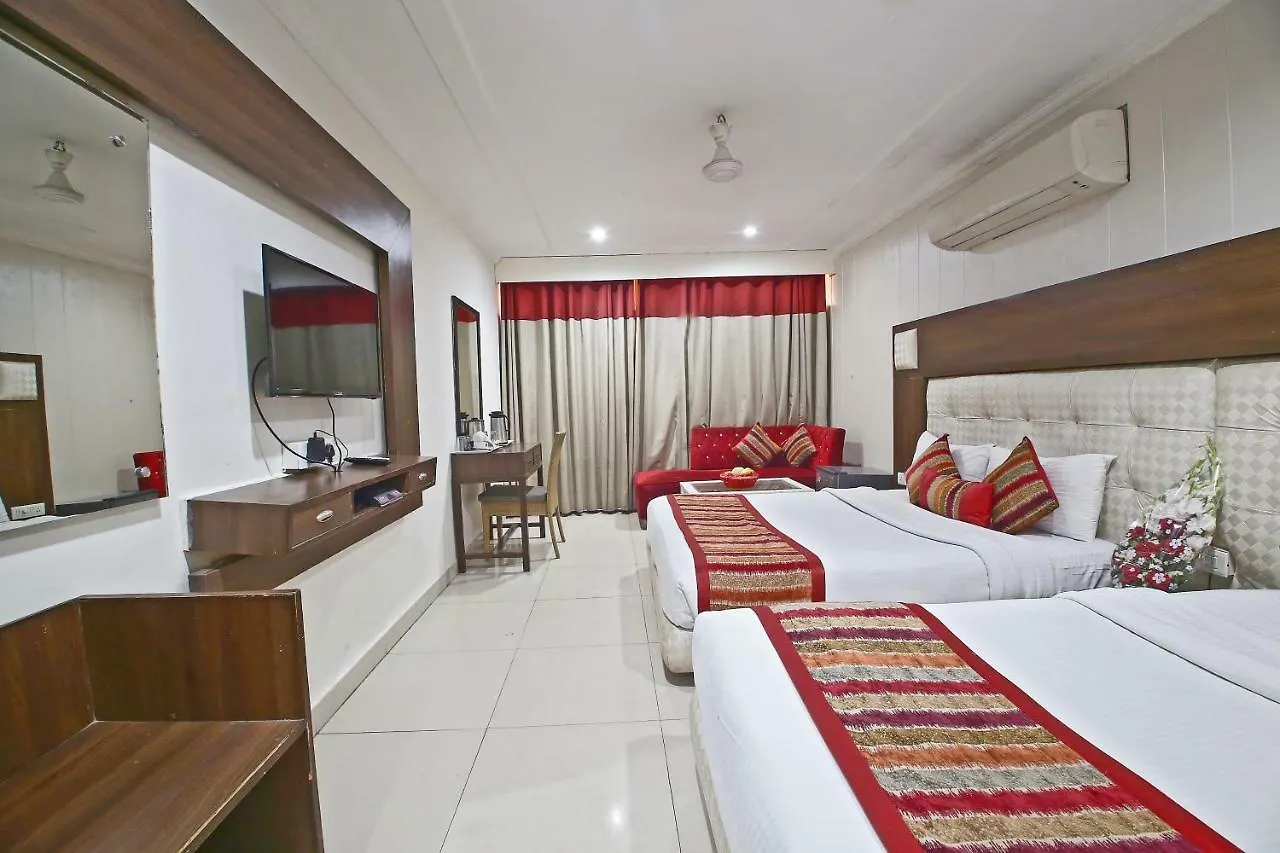 Hotel Diamond Plaza Chandigarh